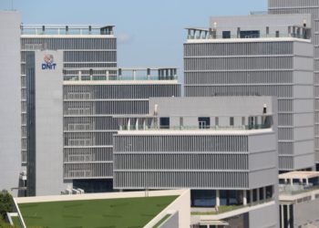 La DNIT impulsa la transformación digital y también propina «golpes» al contrabando