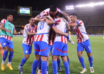 Empate con sabor a Mundial: Paraguay se hace fuerte en Colombia y se aferra al sueño