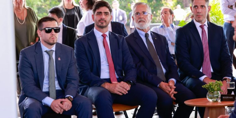 Inician la construcción de una planta industrial que producirá ferrosilicio en Limpio Inician la construcción de una planta industrial que producirá ferrosilicio en Limpio