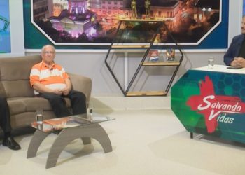 Recuerdan Santiago Peña su promesa de creación del Ministerio de la Familia