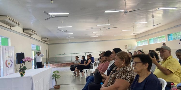 Presentaron proyecto de agua potable y saneamiento a la comunidad de Villa Hayes