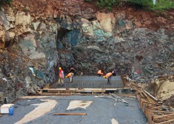 Avanzan obras de segundo puente sobre el río Monday y beneficia a comunidades