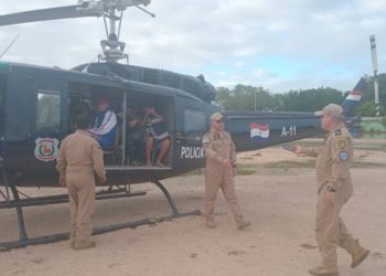 Evacúan a trabajadores varados en el Chaco mediante operativo aéreo coordinado por el Gobierno