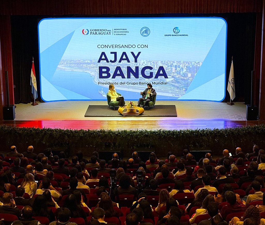 Presidente del Banco Mundial propone crear “empleo de calidad” para combatir la pobreza