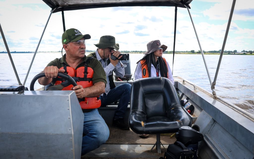 Ministerio del Ambiente intensifica controles de pesca deportiva y comercial en Semana Santa