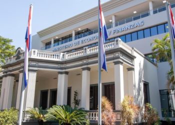 MEF transfiere “billones” a municipios y gobernaciones, pero no informa con claridad sobre la rendición de cuentas