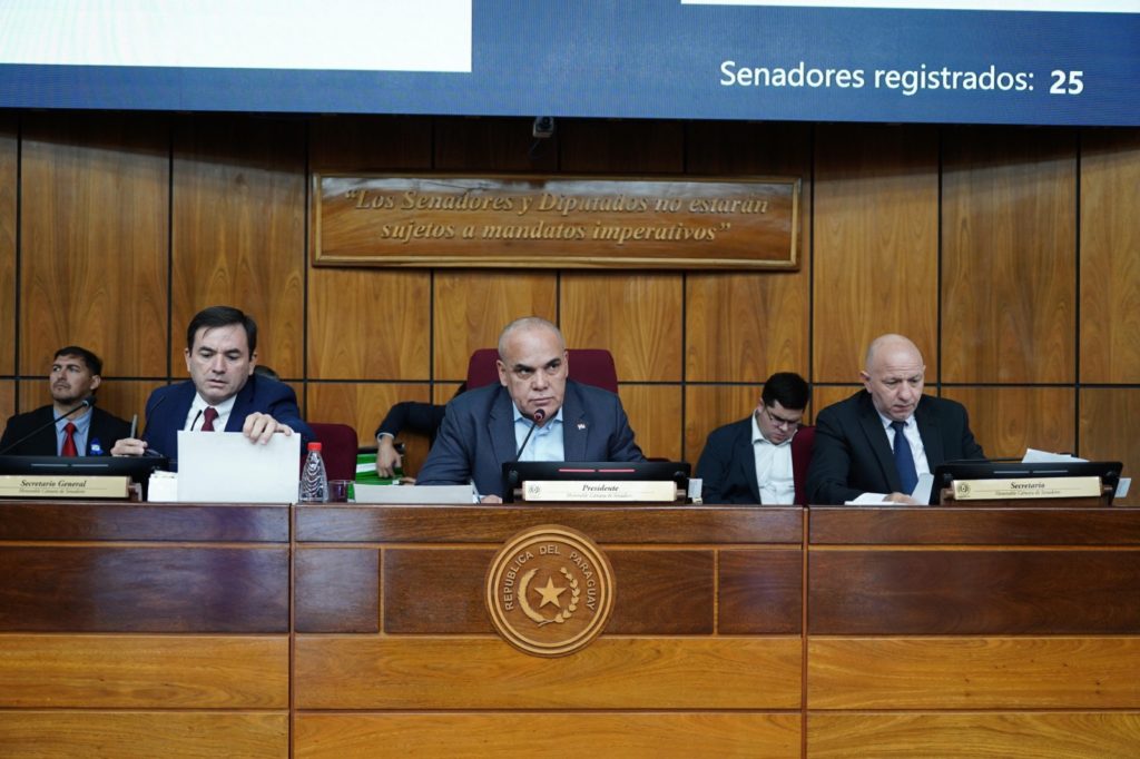 Bancada Honor Colorado decidió no retirar el proyecto de ley que crea Ministerio de la Familia