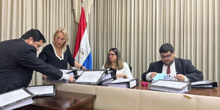 Cuatro vialeras compiten por la rehabilitación de la ruta Departamental D027 Cuatro vialeras compiten por la rehabilitación de la ruta Departamental D027