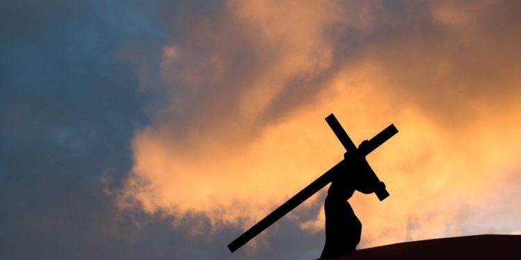 El Sacrificio de Cristo: Un Acto de Amor que transformó la historia de la humanidad El Sacrificio de Cristo: Un Acto de Amor que transformó la historia de la humanidad