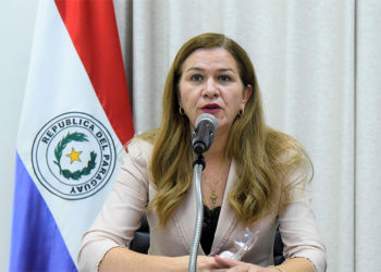 Ministra de salud reconoce colapso del sistema sanitario en Alto Paraná y activa respuesta inmediata con IPS